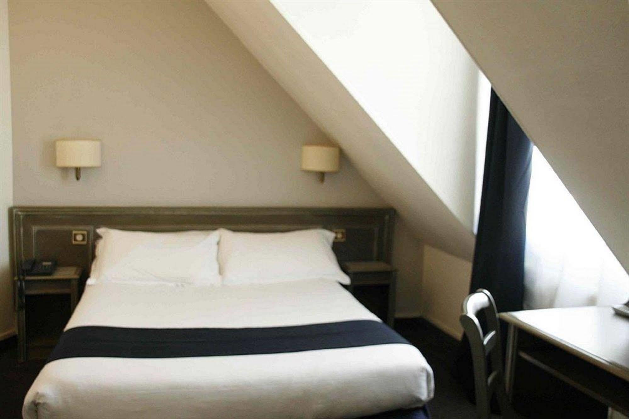 Hotel Chateau D'Eau Paris Rum bild